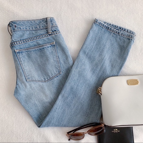 gap light wash distressed boyfriend crop jeans - Picture 2 of 7